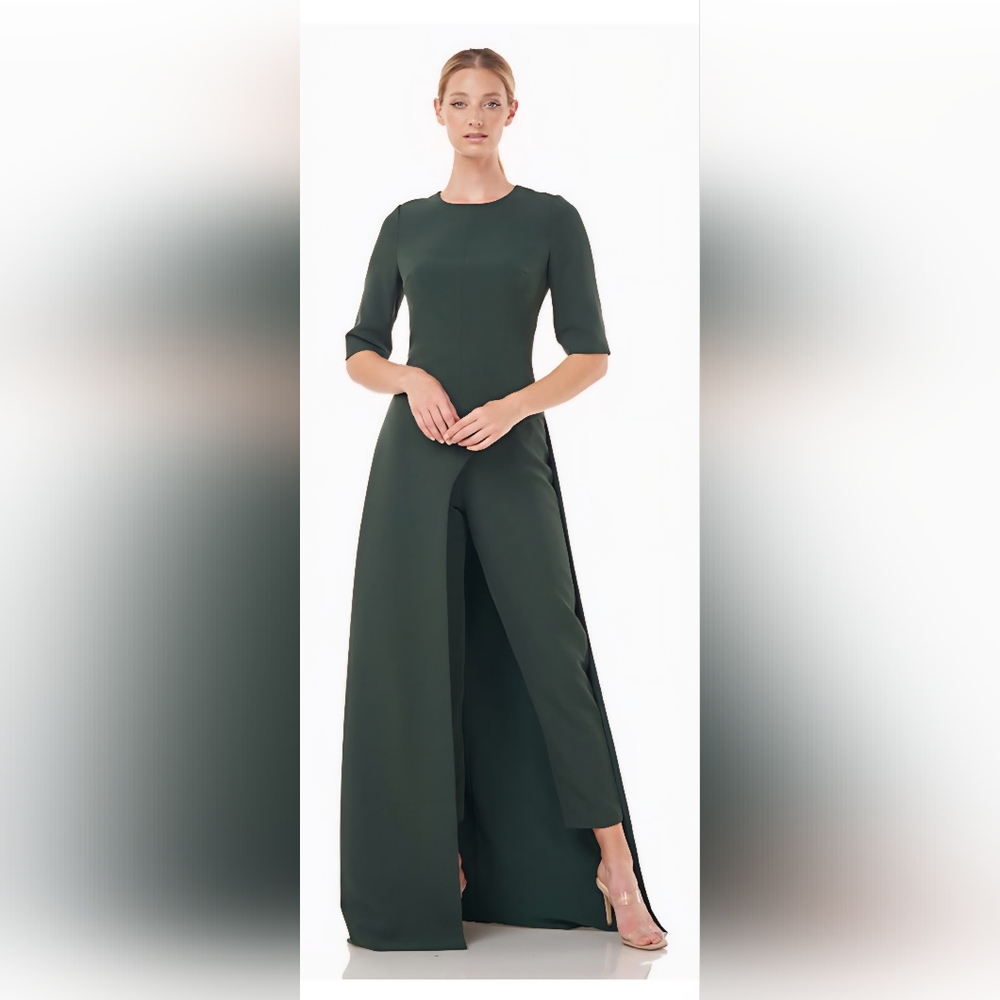 Elegant Kay Unger Dark Green Jumpsuit Size 10